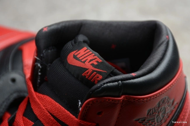 HYPE Retro Banned Jordan 1 432001-001 Air 0719